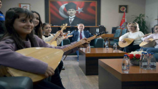 Adana Emniyet Müdürüne mini konser