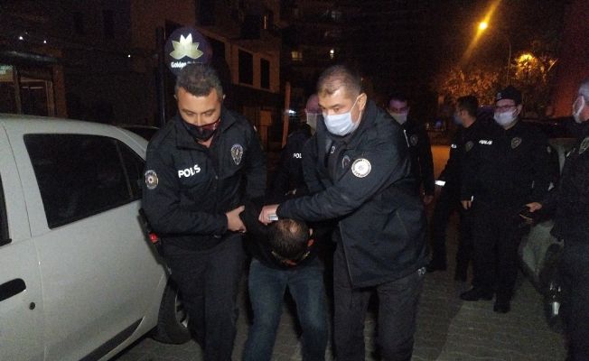 Polisin gözü önünde hava ateş açıp kaçmak istediler, kıskıvrak yakalandılar