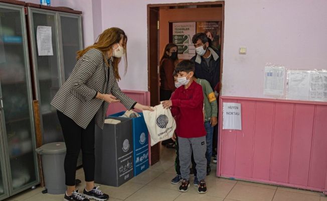 Seyhan Belediyesi atıklara değer kazandırıyor