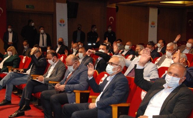 Adana Büyükşehir Meclisi’nde 16 madde görüşüldü