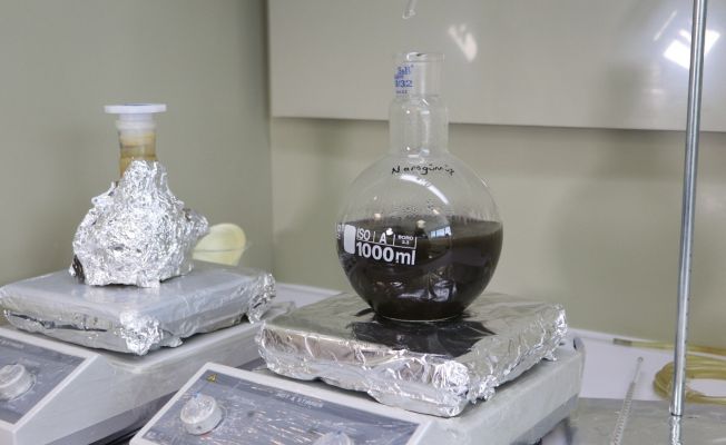 Adana’da 3 ay koruyucu özellikte ‘Nano gümüş’ dezenfektan üretiliyor