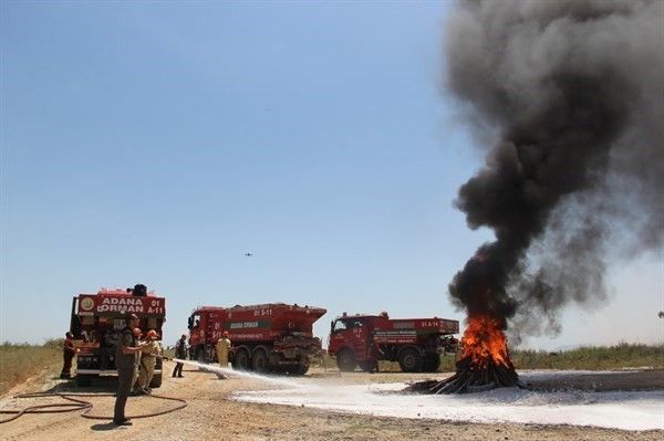 Adana’da yangın tatbikatı gerçeğini aratmadı