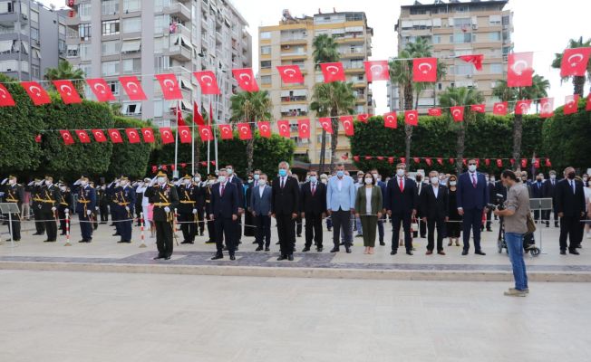 Adana’da 30 Ağustos Zafer Bayramı kutlandı