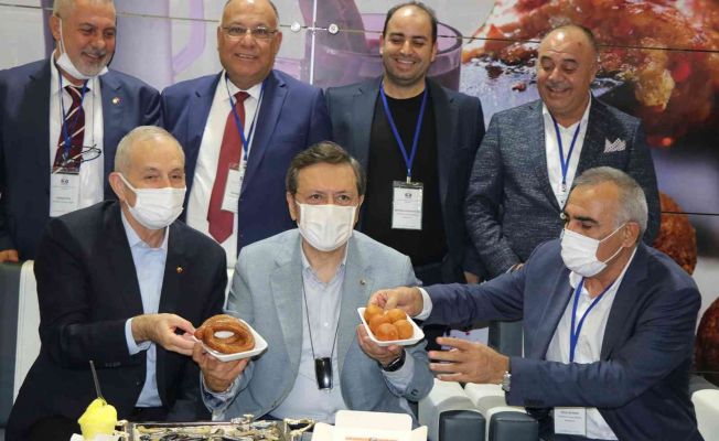 Adana’nın lezzetleri Antalya’da görücüye çıktı