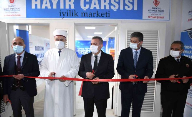 Adana’da Hayır Çarşısı açıldı