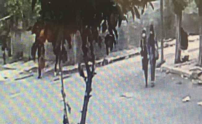 Kadın hırsızlar 4 bin dolar ve 250 gram altını çalıp kayıplara karıştı