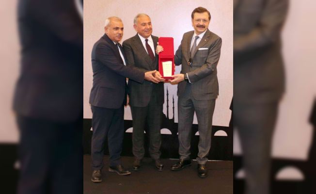 Abdioğulları, Adana’nın kurtuluşunu çifte gururla kutluyor