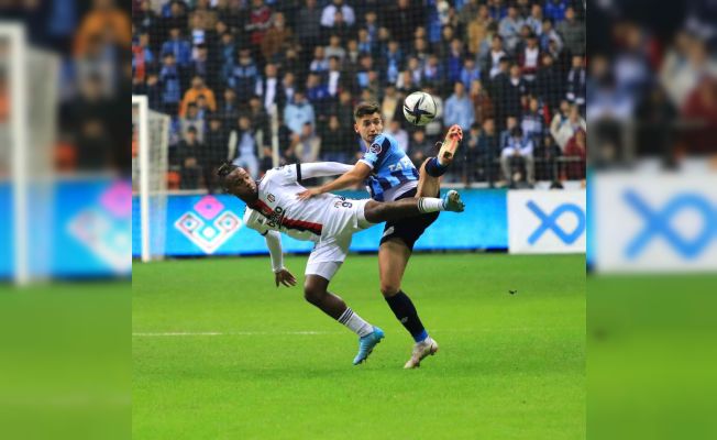 Spor Toto Süper Lig: Adana Demirspor: 1 - Beşiktaş: 1 (Maç sonucu)