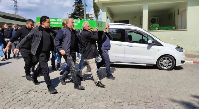 Boşanmak istediği kocasının öldürdüğü kadın, son yolculuğuna uğurlandı