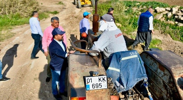 Sarıçam Belediyesi üreticinin yanında