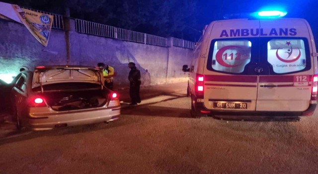 Polisin ”dur” ihtarına uymayınca duvara çarptı