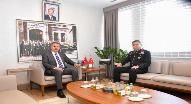 Adana Jandarma Bölge Komutanı Tümgeneral Bulut göreve başladı