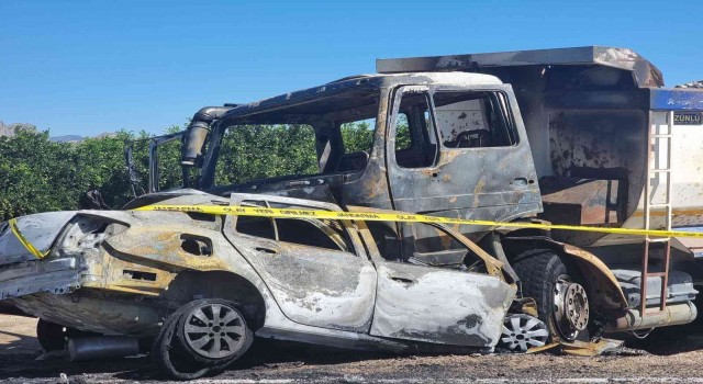 Çalıntı otomobille kaza yaptı, yanarak can verdi