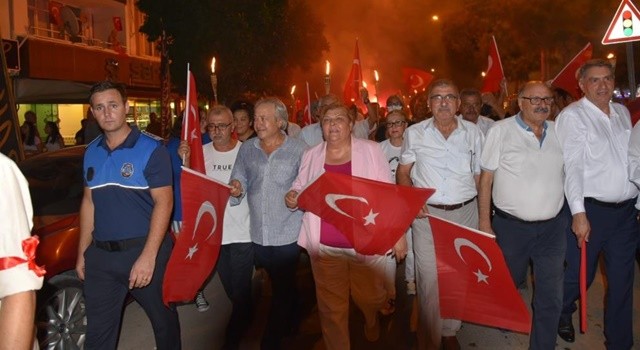 Ceyhan Belediye Başkanı Erdem'e sevgi seli