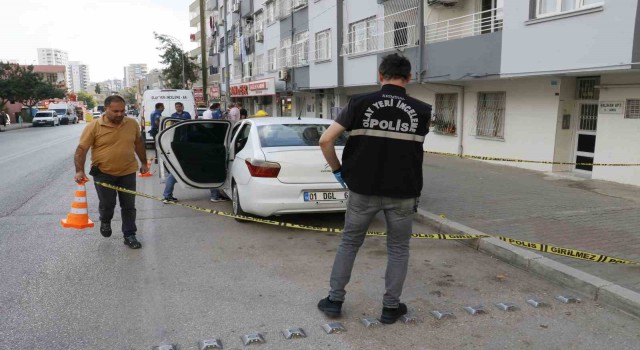 Motosikletli Çete Terörü: Otomobiline Binip Kurşun Yağdırdılar