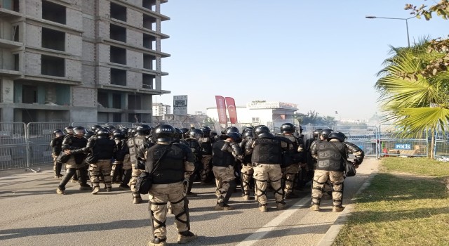 İncirlik Üssü’ne girmeye çalışan gruba müdahale