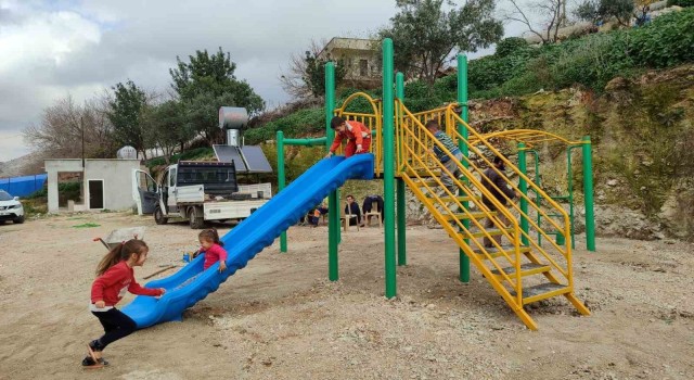 Kozan Belediyesi çocukların park isteğini gerçekleştirdi