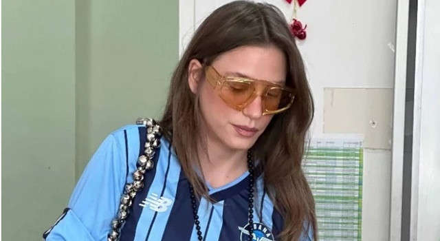 Serenay Sarıkaya, Adana Demirspor formasıyla oyunu kullandı