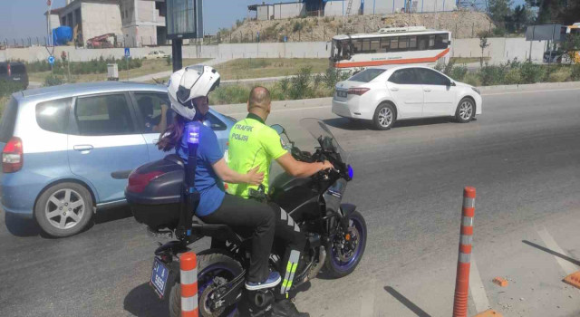 Yanlış sınav yerine gelen öğrencinin imdadına trafik polisi yetişti