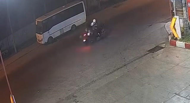 Motosikletler çarpıştı: 2’si polis 3 yaralı