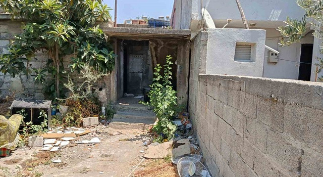 Annesini sopayla öldürdü, ’bayıldı’ diye yardım istedi