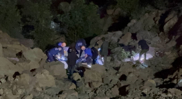 Kozan'da feci kaza! Ölenlerin kimlikleri belli oldu