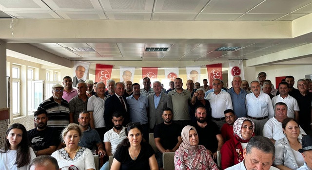 Yumurtalık'a MHP Mührü! Üç Hilalli Bayrağı Aydın Kütükoğlu Taşıyacak