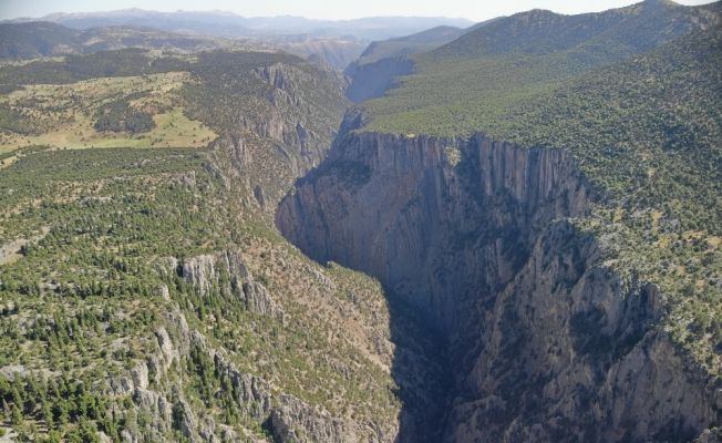 Hançer Kanyonu, doğa turizminin gözdesi olmaya aday