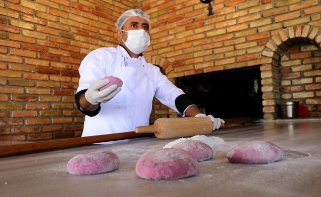 Adana’nın tescilli şalgamı, kebap lavaşıyla birleşti