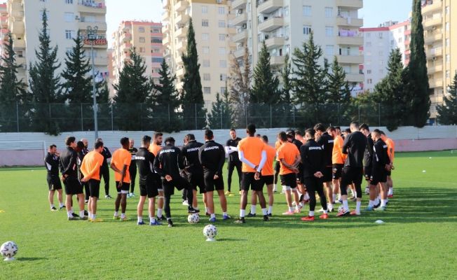 Adanaspor, ligde kalmayı garantilemek istiyor