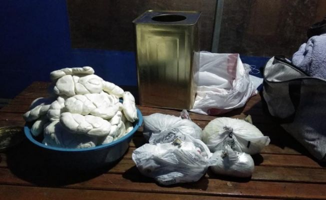 Peynir arasında esrar sevkiyatı