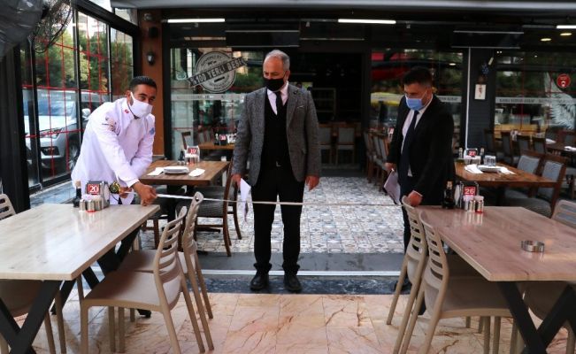 Hafta sonu yasağı kalkan Adana’da kafe ve restoranlar denetlendi