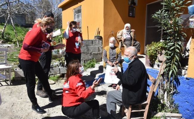 Kadın Eli ve Derman ekipleri ev ev dolaşıyor