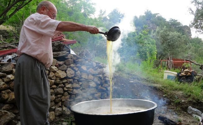 Dutun pekmez yolculuğu başladı