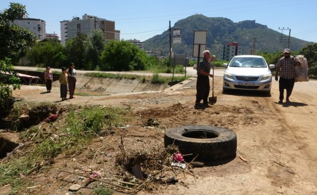 Kozan’da selin yaraları sarılıyor