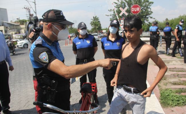 Boğulan 8 yaşındaki çocuk polisi alarma geçirdi: Annenizin canı yanmasın