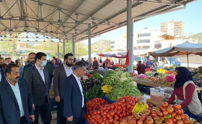 Başkan Bilgili, pazar esnafı ve vatandaşlar bir araya geldi