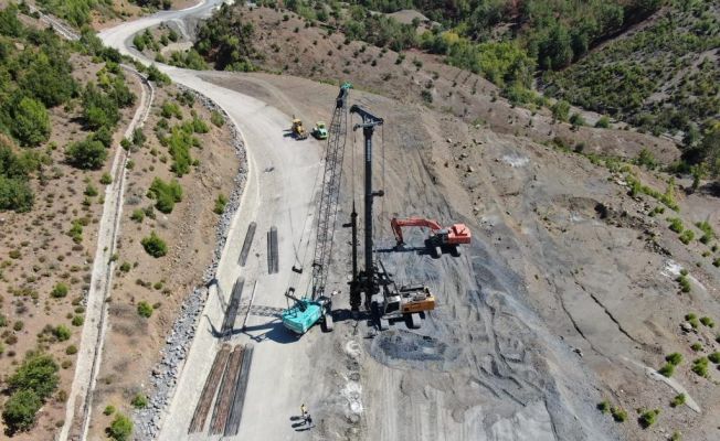 Mansurlu yolu 2 yıl içerisinde tamamlanacak