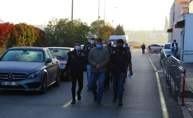 Adana’da FETÖ operasyonu