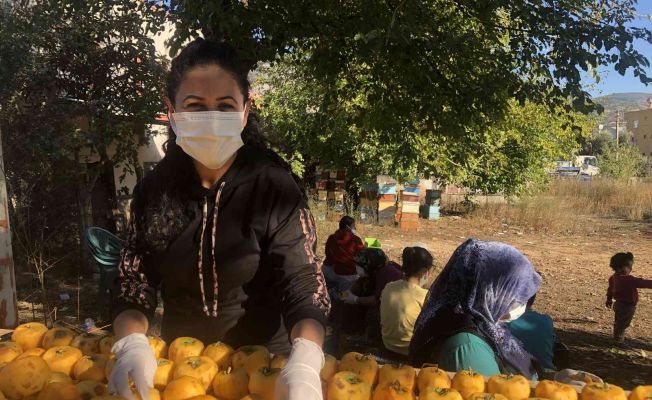 Şiddet haberlerinden etkilendi, kadınları üretime geçirdi