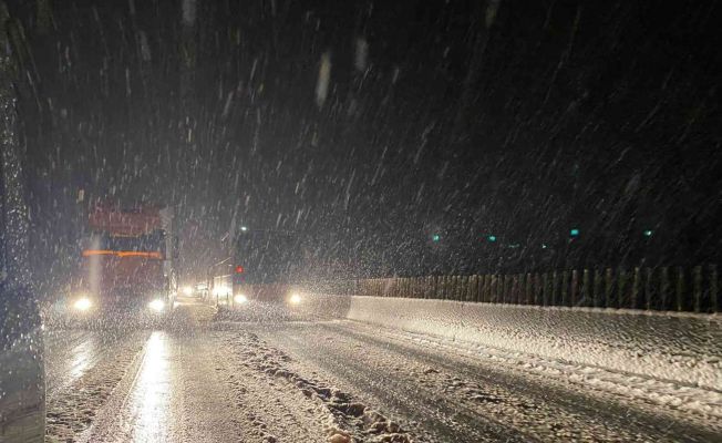 Adana - Ankara Otoyolu’nda ulaşım yeniden sağlanmaya başladı