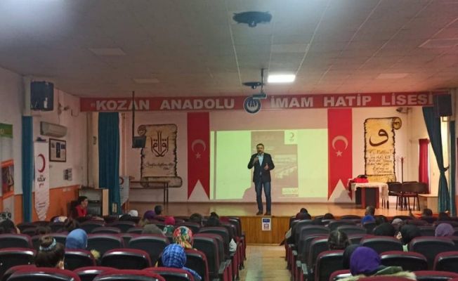 Kozan’da “Bayrak Şehir Adana ve Kahraman Kozan konferansı