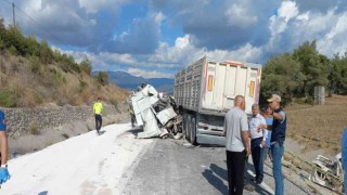 Karaisalı’da trafik kazası: 3 ölü