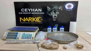 Ceyhan’da sokak satıcısı yakalandı