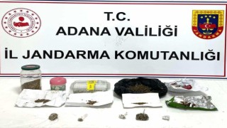 Evlerinde uyuşturucu ele geçirilen 2 kişi tutuklandı