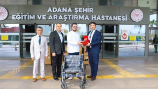 Adana Şehir Hastanesi’ne 100 tekerlekli sandalye bağışlandı