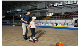 Büyükşehir’in tekerlekli paten kursunda kayıt zamanı