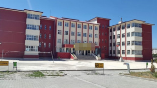 Kötü Yönetim Öğretmenleri Kaçırıyor