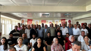 Yumurtalık'a MHP Mührü! Üç Hilalli Bayrağı Aydın Kütükoğlu Taşıyacak