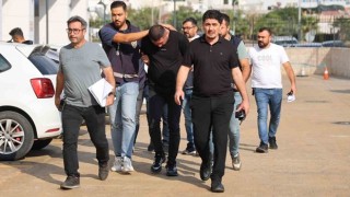 Kıskançlık nedeniyle galeriyi kurşunladılar